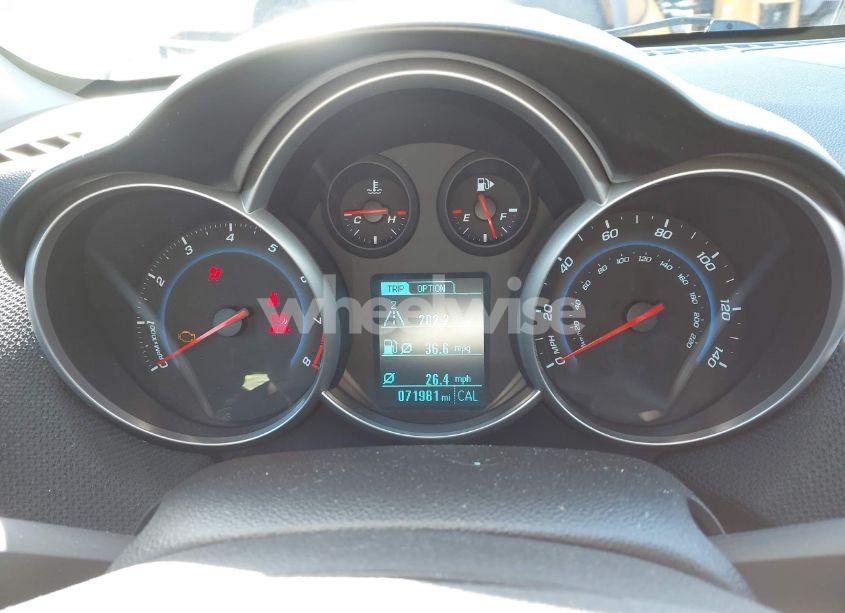 Photo 7 of 2014 Chevrolet Cruze 1LT MANUAL (VIN 1G1PD5SBXE7300571)