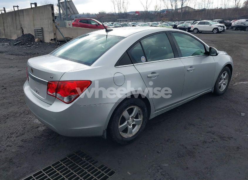 Photo 4 of 2014 Chevrolet Cruze 1LT MANUAL (VIN 1G1PD5SBXE7352105)