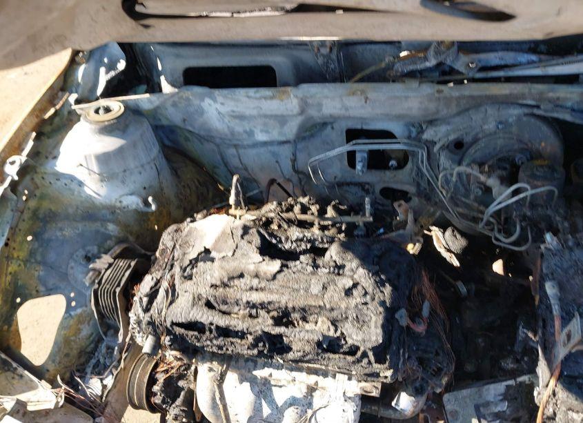 Photo 10 of 2012 Chevrolet Cruze LS (VIN 1G1PD5SH2C7105713)