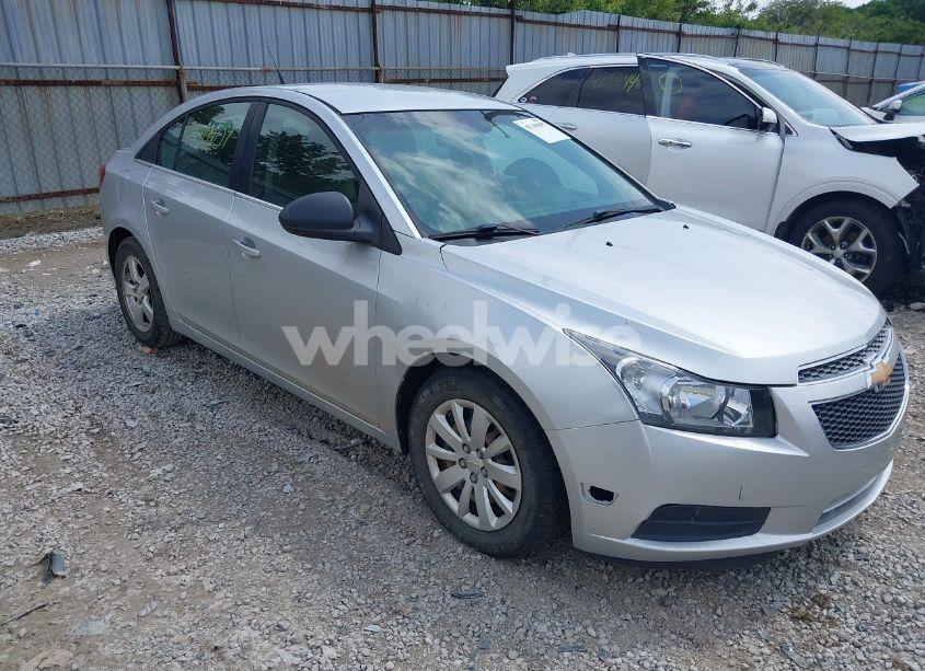 2012 Chevrolet Cruze LS (VIN 1G1PD5SH2C7230159) main photo