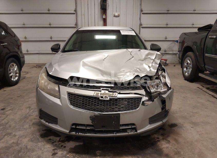Photo 12 of 2012 Chevrolet Cruze LS (VIN 1G1PD5SH2C7284965)