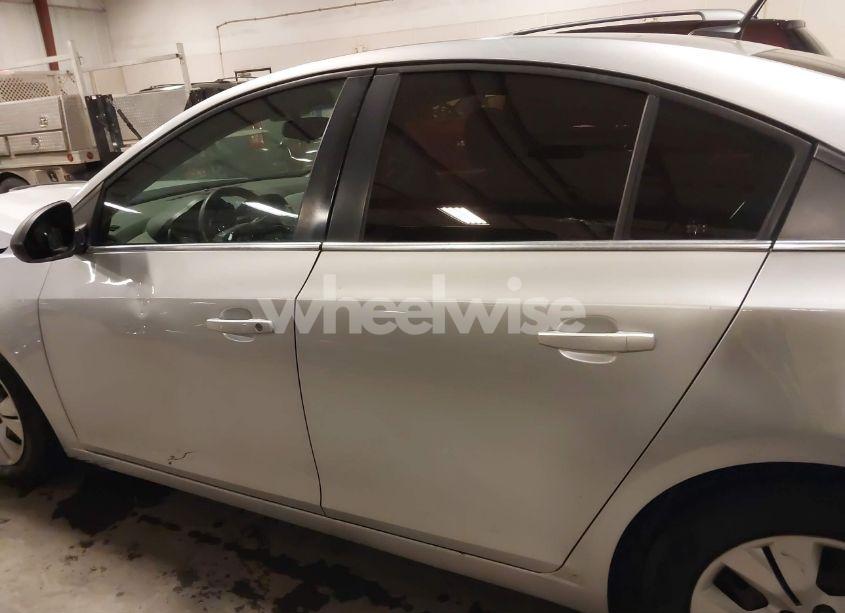 Photo 14 of 2012 Chevrolet Cruze LS (VIN 1G1PD5SH2C7284965)