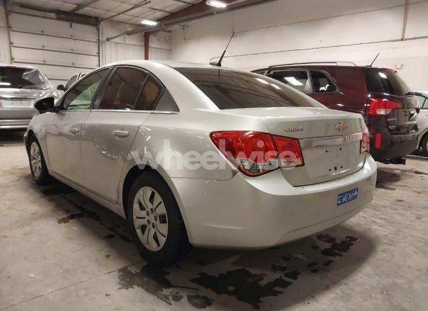 Photo 3 of 2012 Chevrolet Cruze LS (VIN 1G1PD5SH2C7284965)