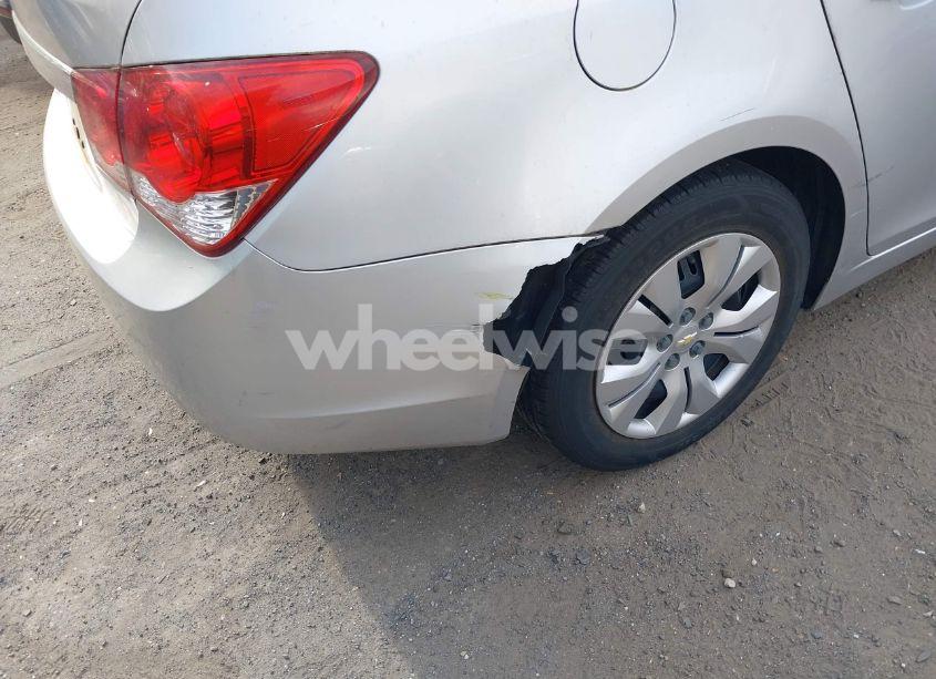 Photo 6 of 2012 Chevrolet Cruze LS (VIN 1G1PD5SH2C7344212)