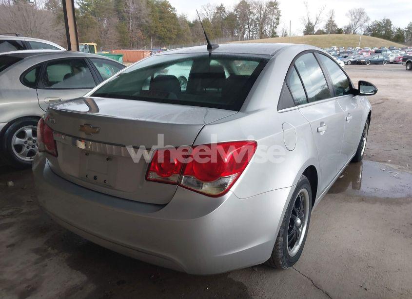 Photo 4 of 2012 Chevrolet Cruze LS (VIN 1G1PD5SH3C7370298)