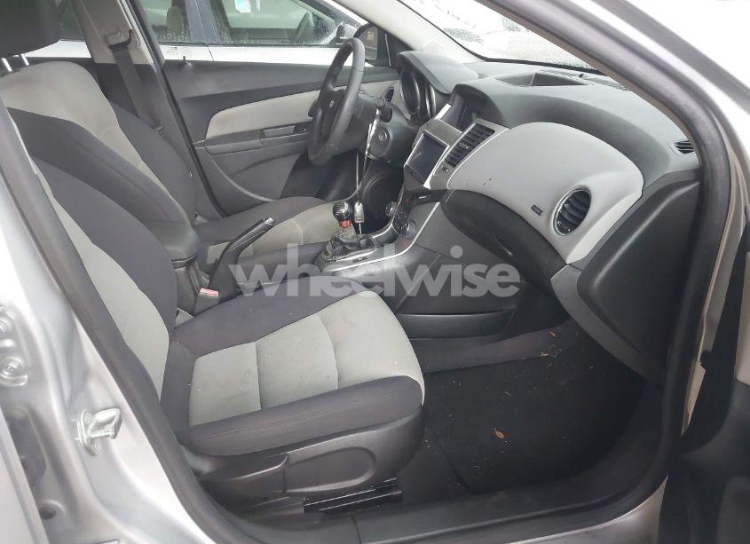 Photo 5 of 2012 Chevrolet Cruze LS (VIN 1G1PD5SH3C7370298)