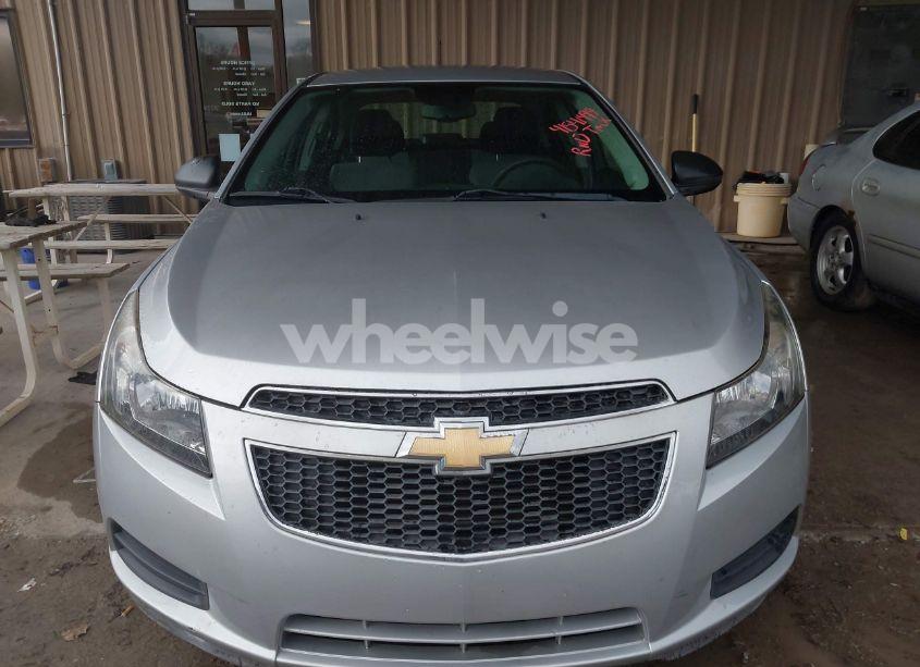 Photo 6 of 2012 Chevrolet Cruze LS (VIN 1G1PD5SH3C7370298)