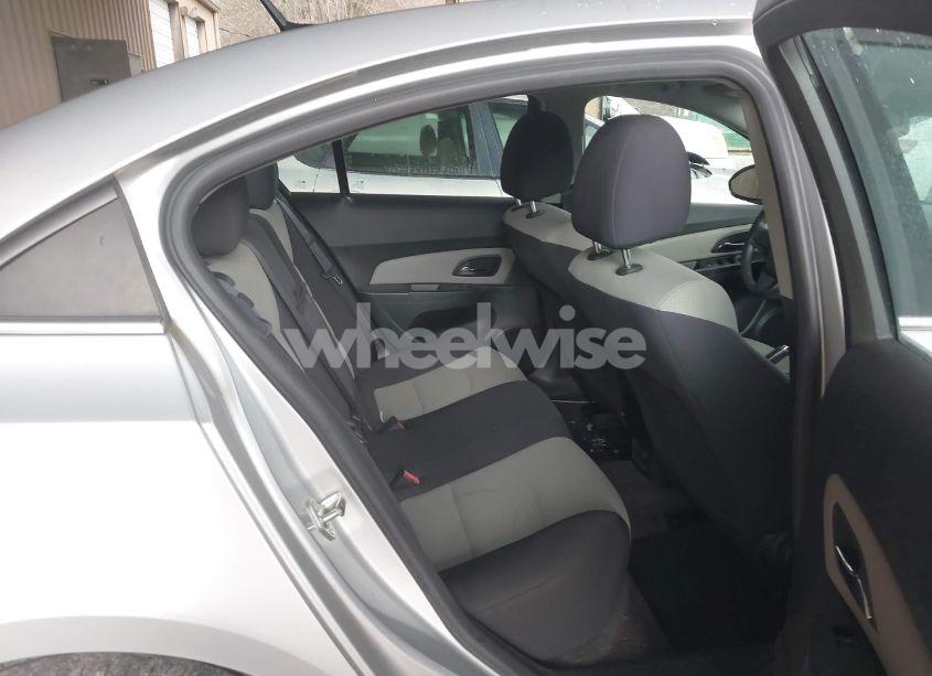 Photo 8 of 2012 Chevrolet Cruze LS (VIN 1G1PD5SH3C7370298)