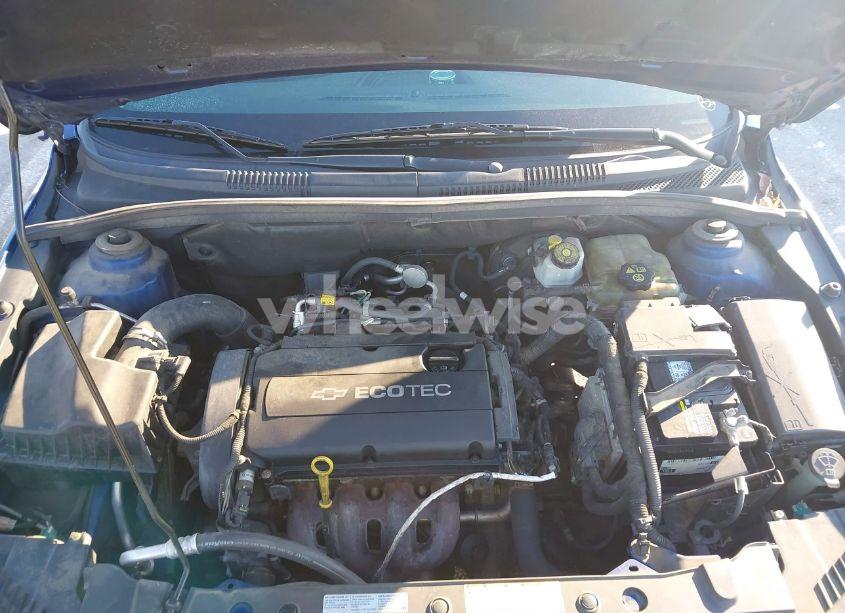 Photo 10 of 2012 Chevrolet Cruze LS (VIN 1G1PD5SH6C7273824)
