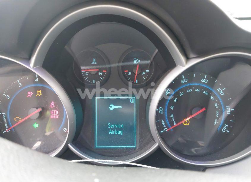 Photo 7 of 2012 Chevrolet Cruze LS (VIN 1G1PD5SH6C7307132)