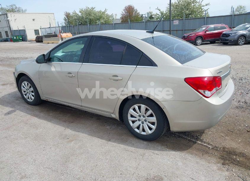 Photo 3 of 2012 Chevrolet Cruze LS (VIN 1G1PD5SH7C7101043)