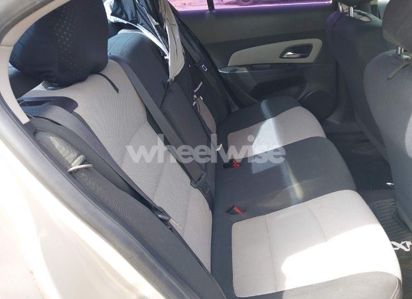 Photo 8 of 2012 Chevrolet Cruze LS (VIN 1G1PD5SH7C7101043)