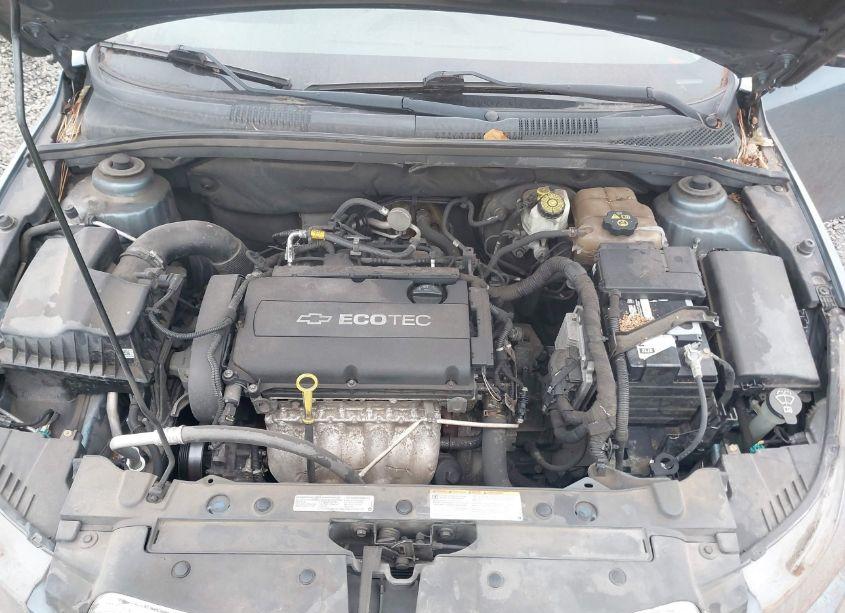 Photo 10 of 2012 Chevrolet Cruze LS (VIN 1G1PD5SH8C7333893)