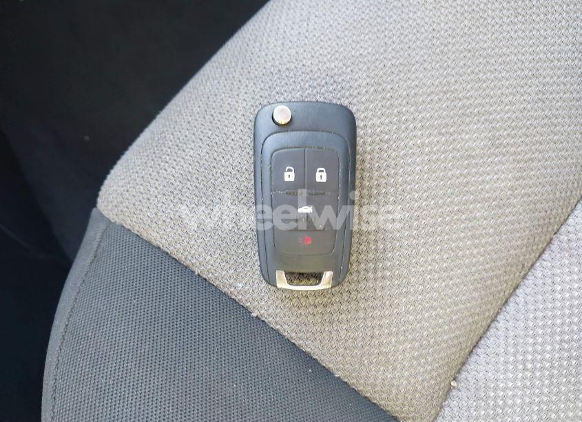 Photo 11 of 2012 Chevrolet Cruze LS (VIN 1G1PD5SH9C7212404)