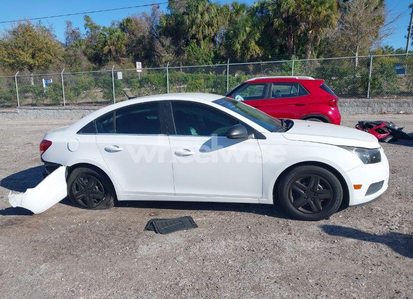 Photo 13 of 2012 Chevrolet Cruze LS (VIN 1G1PD5SH9C7212404)