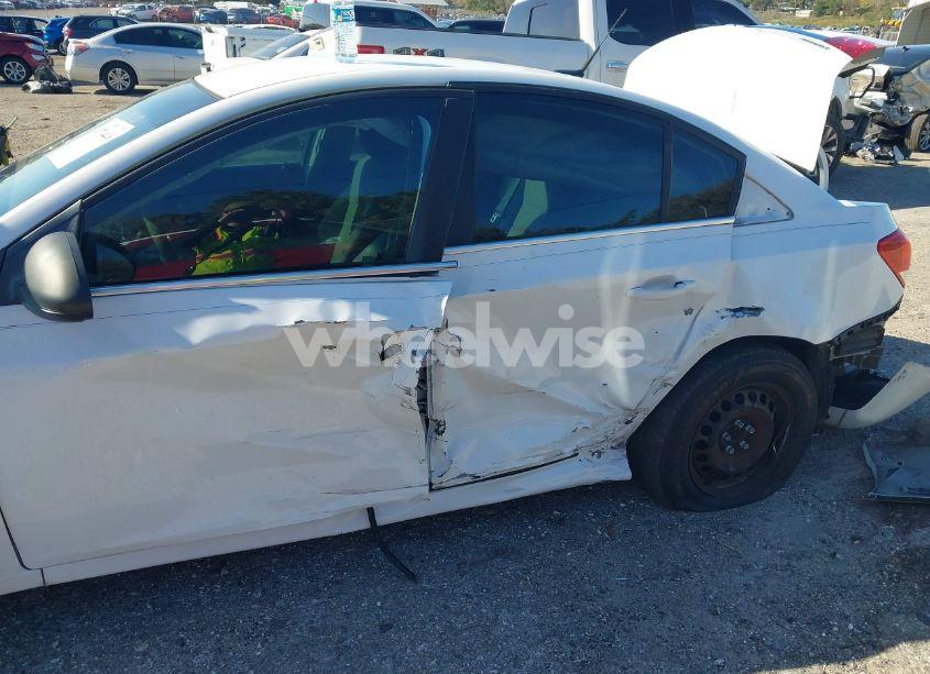 Photo 6 of 2012 Chevrolet Cruze LS (VIN 1G1PD5SH9C7212404)