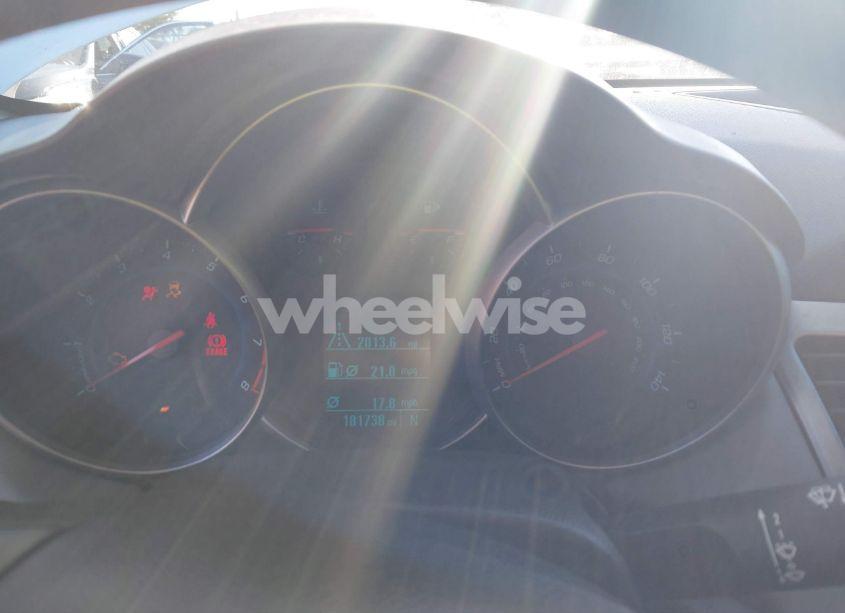 Photo 7 of 2012 Chevrolet Cruze LS (VIN 1G1PD5SH9C7212404)