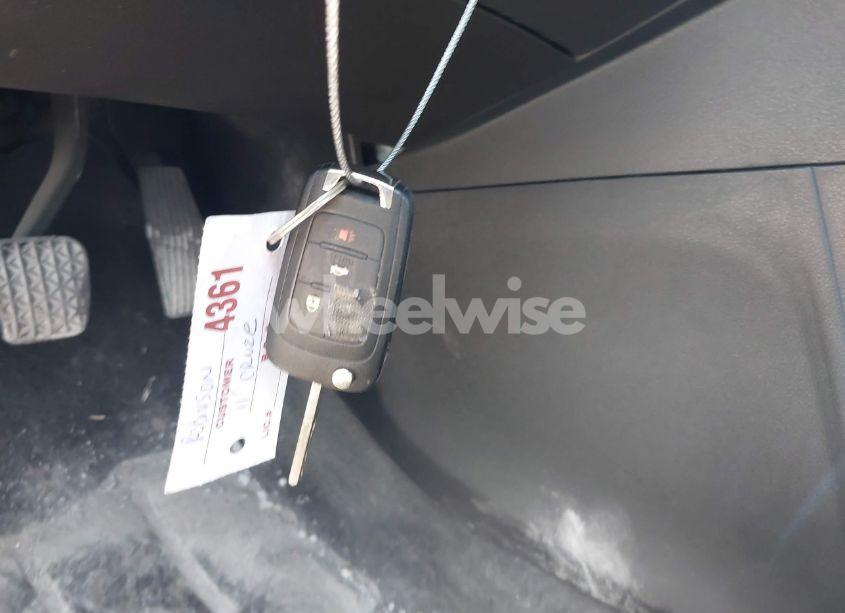 Photo 11 of 2011 Chevrolet Cruze LS (VIN 1G1PD5SHXB7195966)