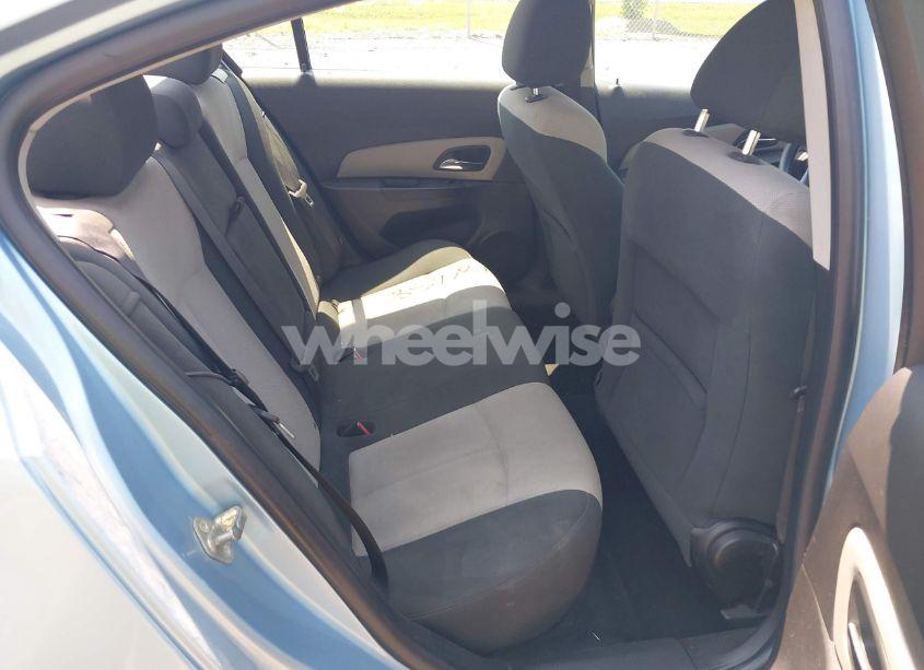 Photo 8 of 2011 Chevrolet Cruze LS (VIN 1G1PD5SHXB7195966)