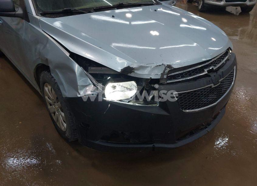 Photo 6 of 2011 Chevrolet Cruze LS (VIN 1G1PD5SHXB7202222)