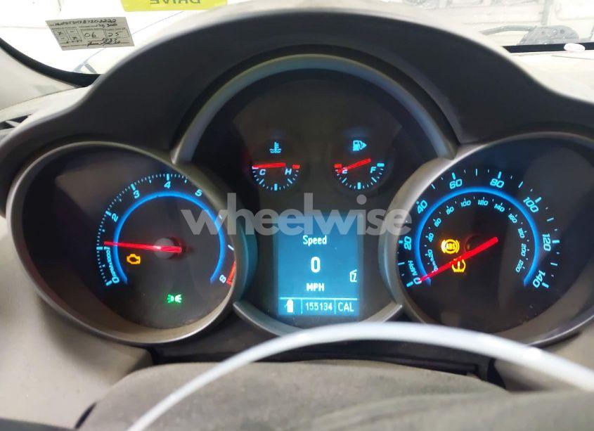 Photo 7 of 2011 Chevrolet Cruze LS (VIN 1G1PD5SHXB7202222)