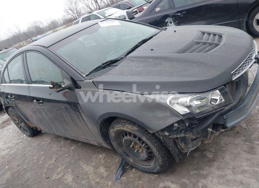 Photo 14 of 2012 Chevrolet Cruze LS (VIN 1G1PD5SHXC7122730)