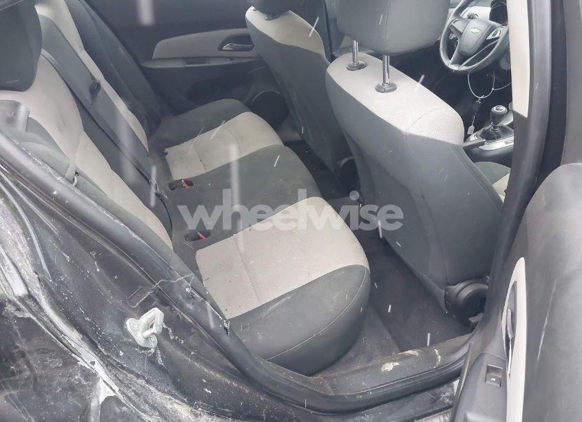 Photo 8 of 2012 Chevrolet Cruze LS (VIN 1G1PD5SHXC7122730)