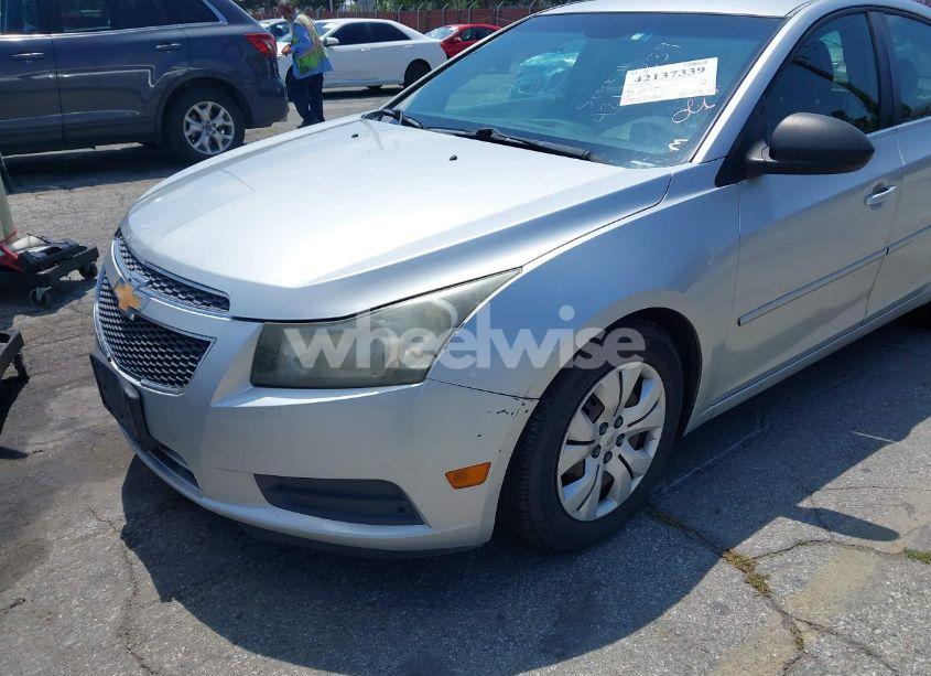 Photo 14 of 2012 Chevrolet Cruze LS (VIN 1G1PD5SHXC7259280)