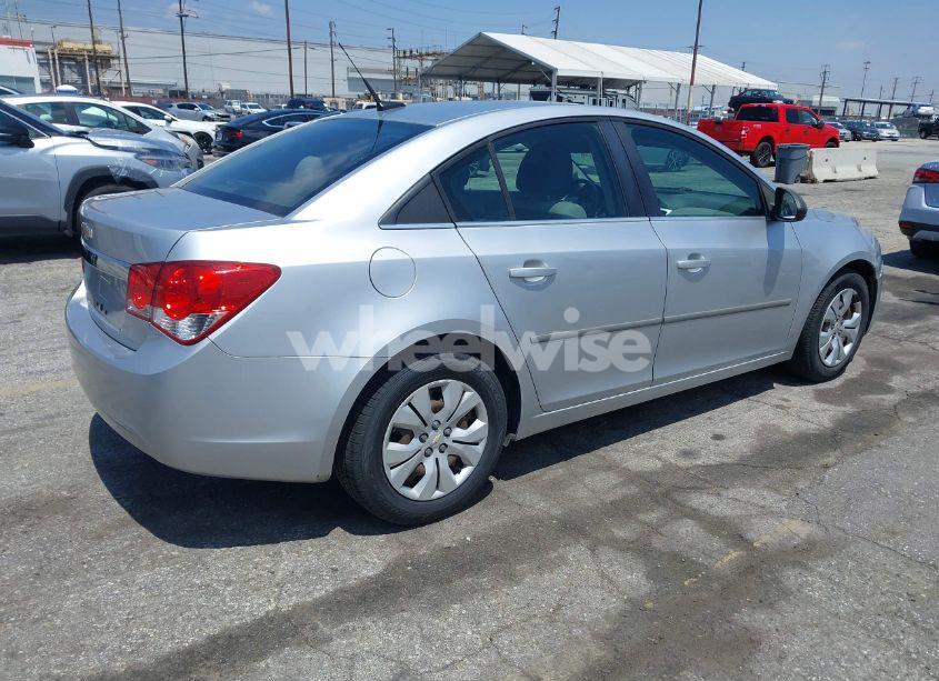 Photo 4 of 2012 Chevrolet Cruze LS (VIN 1G1PD5SHXC7259280)
