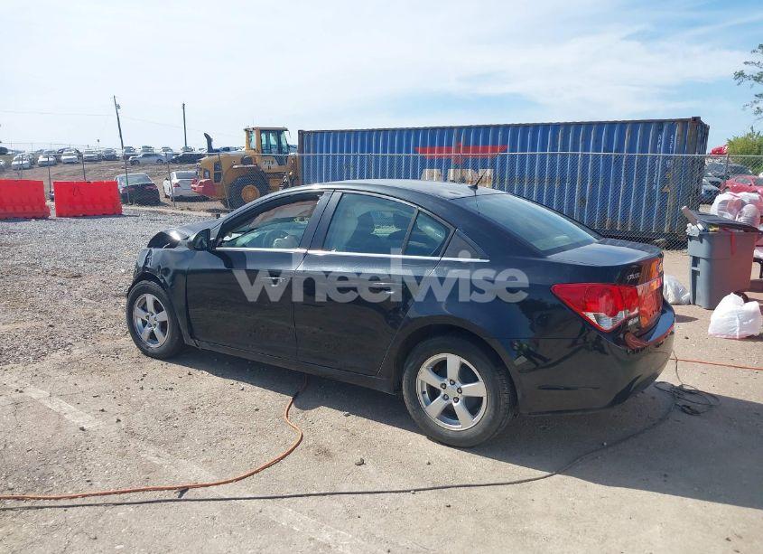 Photo 3 of 2011 Chevrolet Cruze LT (VIN 1G1PE5S92B7285991)