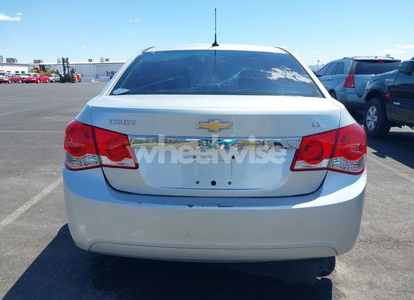 Photo 12 of 2011 Chevrolet Cruze LT (VIN 1G1PE5S93B7193952)