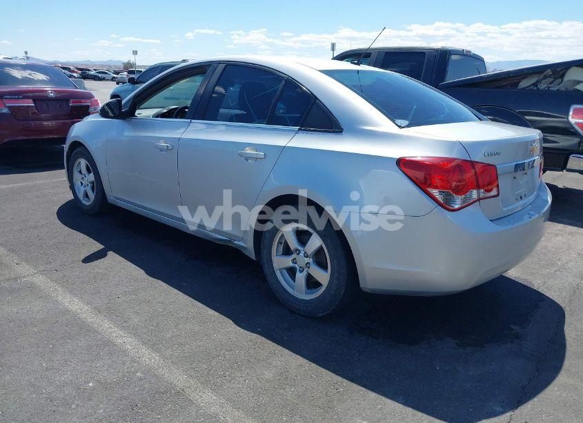 Photo 3 of 2011 Chevrolet Cruze LT (VIN 1G1PE5S93B7193952)