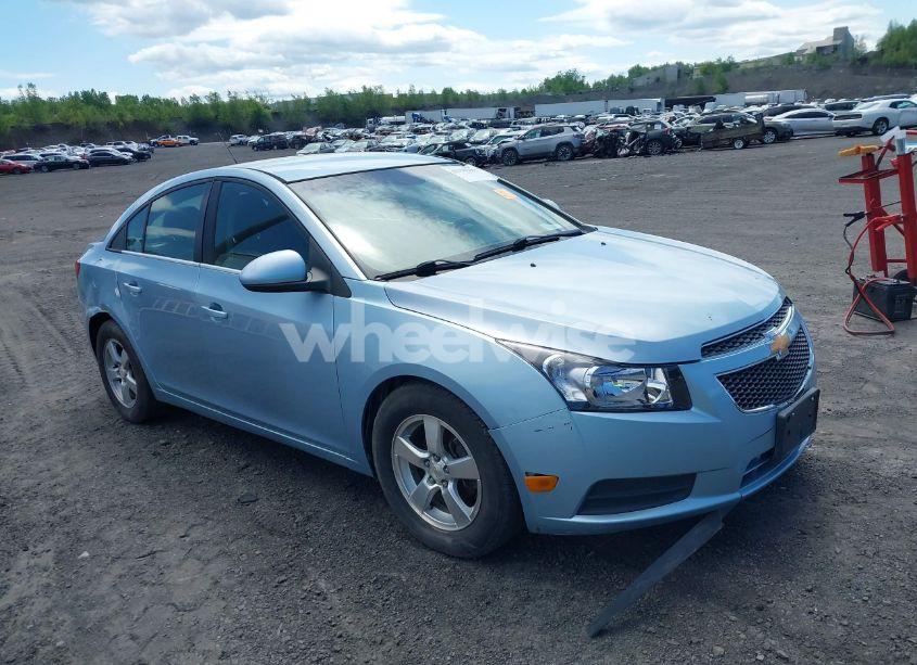 2011 Chevrolet Cruze LT (VIN 1G1PE5S94B7217630) main photo
