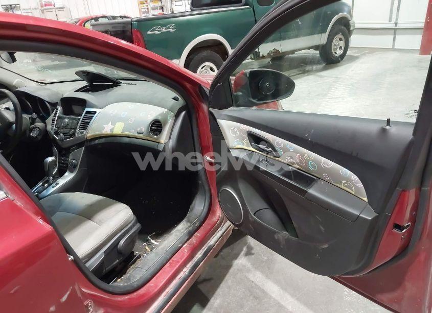 Photo 5 of 2011 Chevrolet Cruze LT (VIN 1G1PE5S94B7225887)