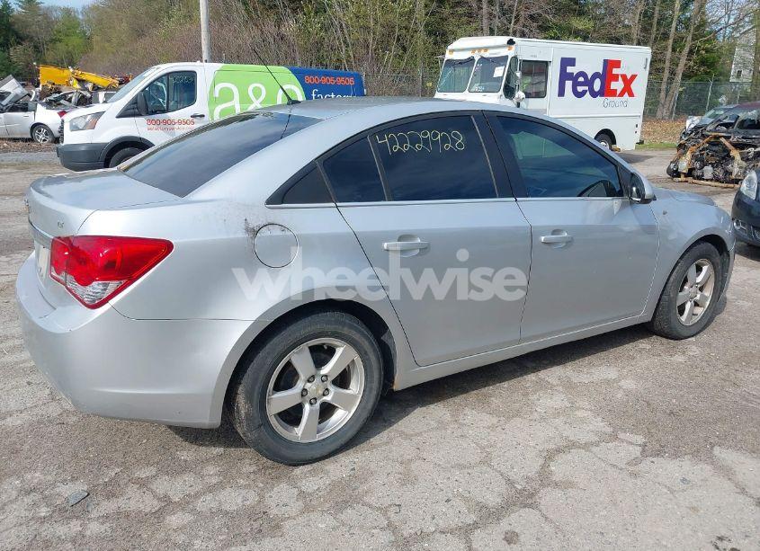 Photo 14 of 2011 Chevrolet Cruze LT (VIN 1G1PE5S95B7258378)