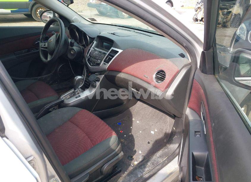 Photo 5 of 2011 Chevrolet Cruze LT (VIN 1G1PE5S95B7258378)