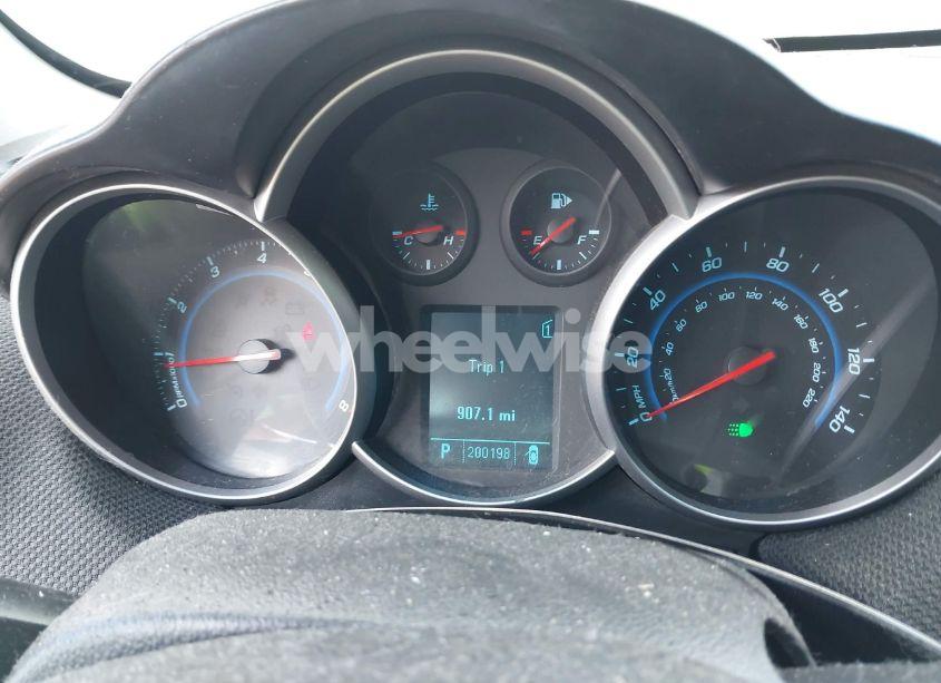 Photo 7 of 2011 Chevrolet Cruze LT (VIN 1G1PE5S9XB7110520)