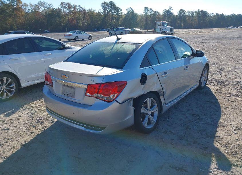 Photo 4 of 2013 Chevrolet Cruze 2LT AUTO (VIN 1G1PE5SB0D7113447)