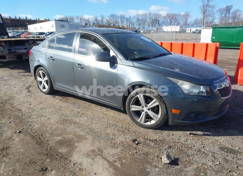 2013 Chevrolet Cruze 2LT AUTO (VIN 1G1PE5SB0D7117174) main photo