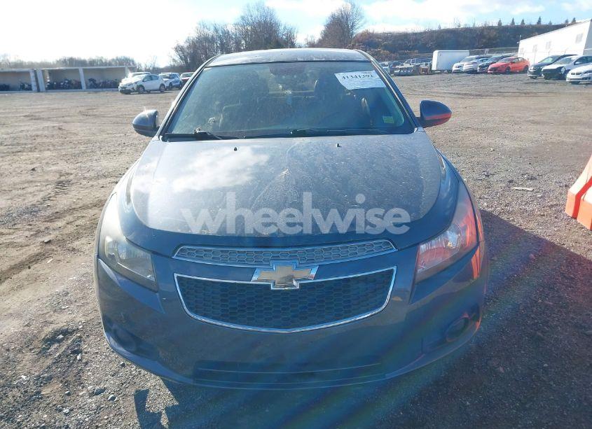 Photo 6 of 2013 Chevrolet Cruze 2LT AUTO (VIN 1G1PE5SB0D7117174)