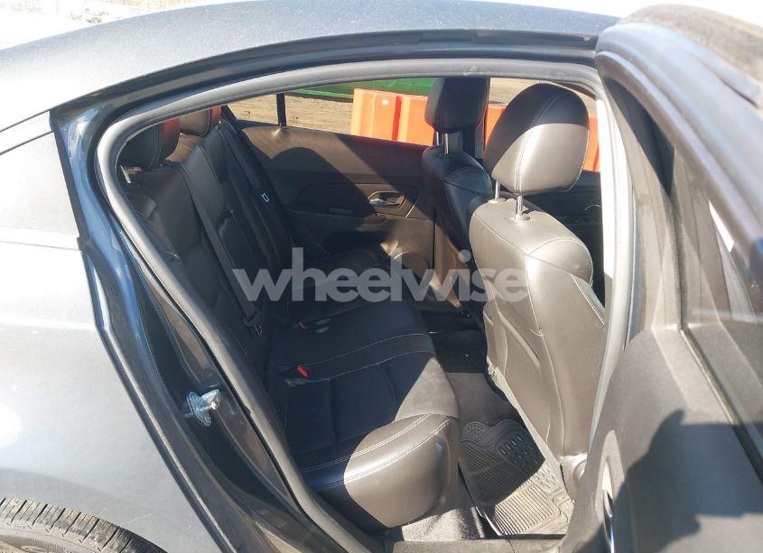 Photo 8 of 2013 Chevrolet Cruze 2LT AUTO (VIN 1G1PE5SB0D7117174)