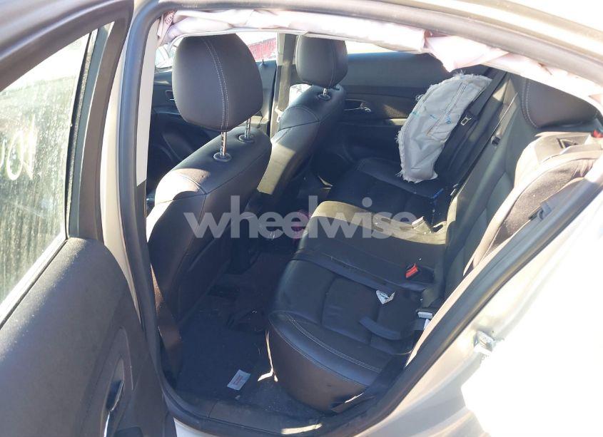 Photo 8 of 2013 Chevrolet Cruze 2LT AUTO (VIN 1G1PE5SB0D7145900)