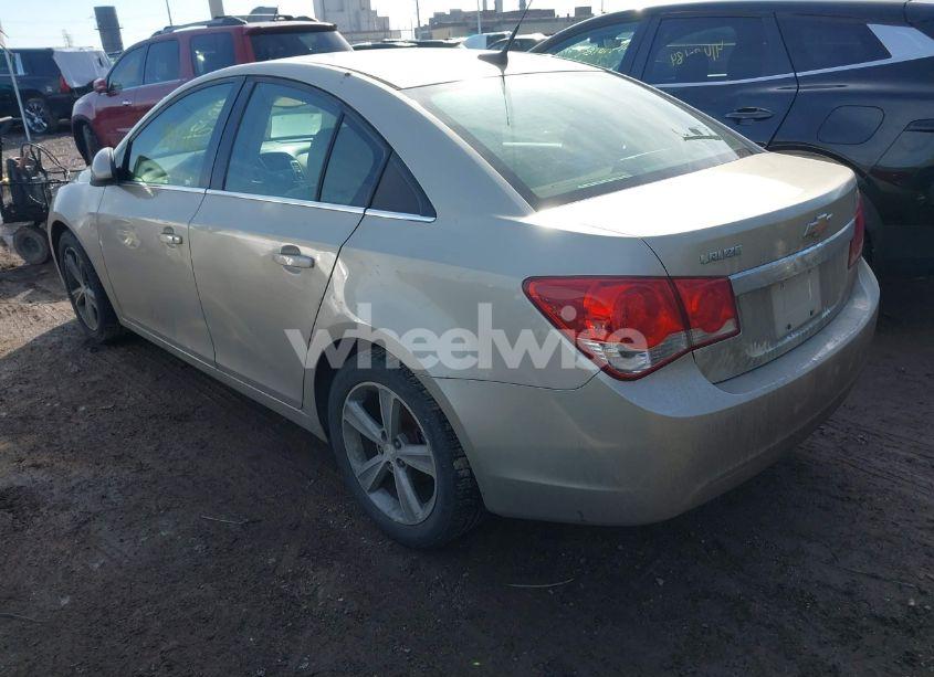 Photo 3 of 2013 Chevrolet Cruze 2LT AUTO (VIN 1G1PE5SB0D7186219)