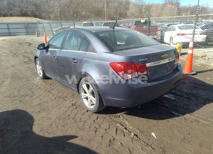 Photo 3 of 2013 Chevrolet Cruze 2LT AUTO (VIN 1G1PE5SB0D7319707)