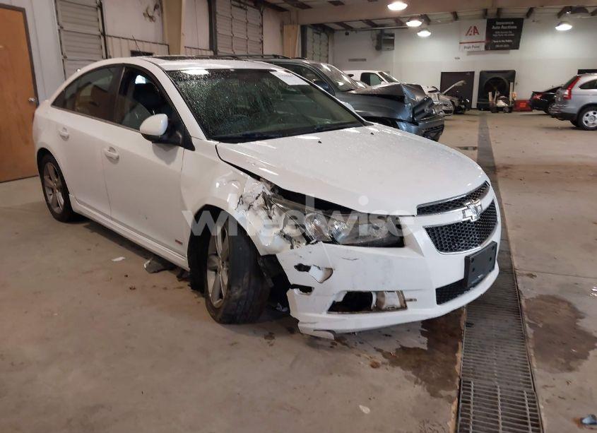 2014 Chevrolet Cruze 2LT AUTO (VIN 1G1PE5SB0E7110047) main photo