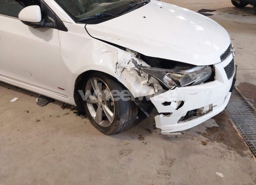 Photo 6 of 2014 Chevrolet Cruze 2LT AUTO (VIN 1G1PE5SB0E7110047)