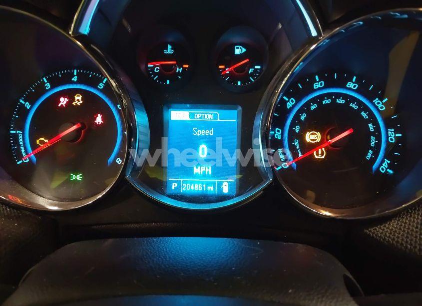 Photo 7 of 2014 Chevrolet Cruze 2LT AUTO (VIN 1G1PE5SB0E7110047)