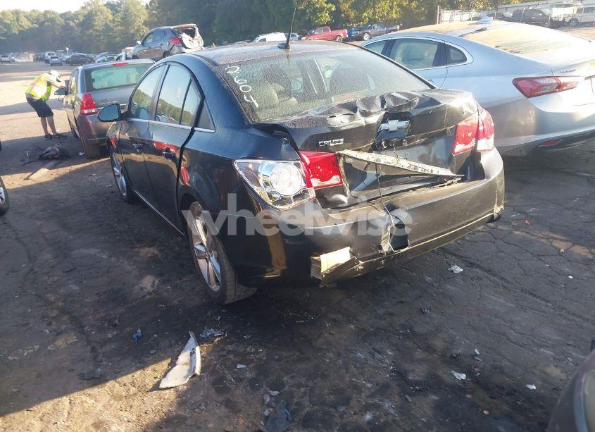 Photo 3 of 2014 Chevrolet Cruze 2LT AUTO (VIN 1G1PE5SB0E7122604)
