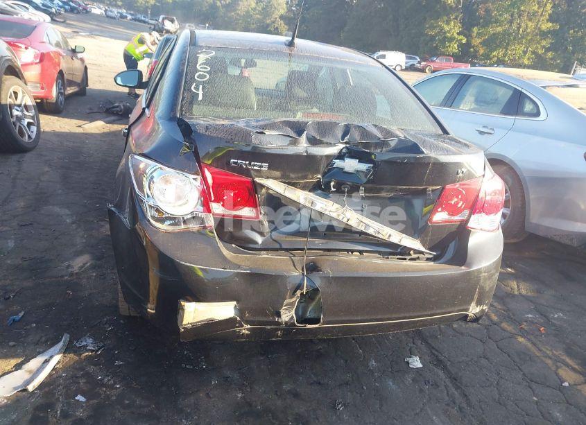 Photo 6 of 2014 Chevrolet Cruze 2LT AUTO (VIN 1G1PE5SB0E7122604)