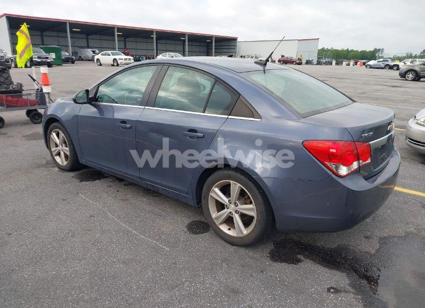 Photo 3 of 2014 Chevrolet Cruze 2LT AUTO (VIN 1G1PE5SB0E7167252)